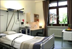 Patientenzimmer Wangenunterspritzung Kassel